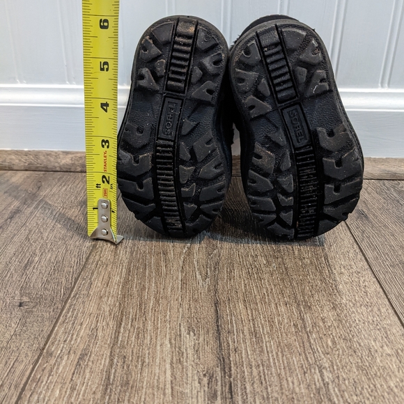 *SOLD* Sorel Commander Black Winter Snow Boots Toddler 5 - Picture 6 of 6